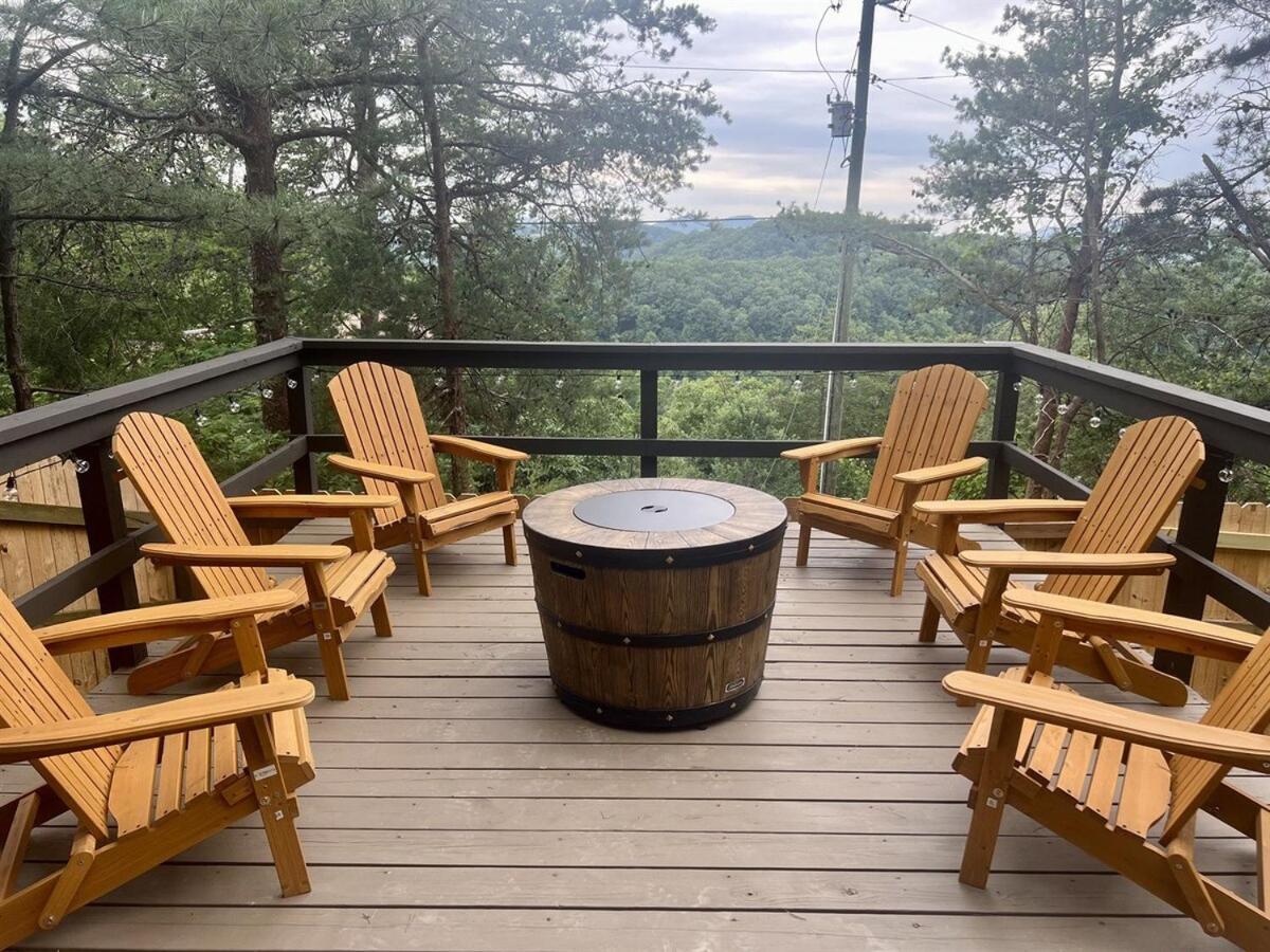 鸽子谷Whiskey Ridge 3 Bdrm Cabin-Firepit, Fenced Yard, Hot Tub别墅 外观 照片